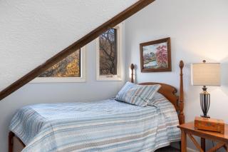 Laurelwood 43 with Wintergreen Advantage - Wintergreen - 2