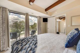 Table Rock Lake Access at Cozy Lakeside Escape - Kimberling City - 3