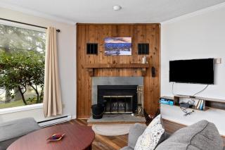 Fairway Woods 43 with Wintergreen Advantage - 8