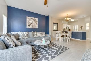 Townhome 7 Mi to Disney Parks Resort Pool Access! - Kissimmee - 0