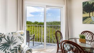 Modern and Coastal 3212 is Across from Pool - Key Largo - 7