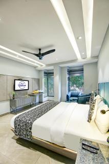 Hotel Uptown - 1Km From Connaught Place - New Delhi - 0