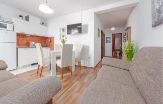 Nice Apartment In Povljana - Povljana - 7