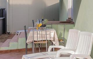 1 Bedroom Amazing Apartment In Biograd - Biograd na Moru - 3