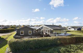4 Bedroom Lovely Home In Sæby - Sæby - 1