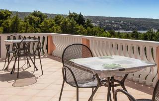 Stunning Apartment In Gornji Karin - Gornji Karin - 5