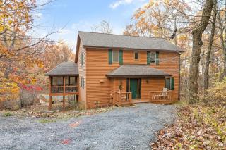 Timber Camp Hideaway with Wintergreen Advantage - Wintergreen - 0