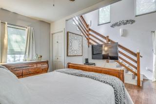 Ruidoso Home with Loft and Private Hot Tub - Ruidoso - 1