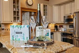 Chestnut Springs with Wintergreen Advantage - 2