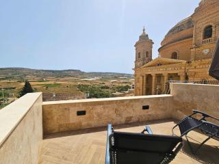 Scenic Views - A Stylish Getaway in Mgarr - Mġarr - 0
