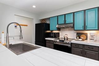 Stoneridge 41 with Wintergreen Advantage - 6