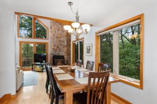 Castle Snow with Wintergreen Advantage - 6