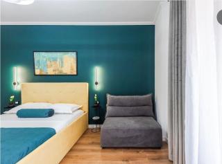 Zoe Apartment at City Center - Tirana - 3