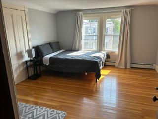 HomeStay Near Downtown Boston - Andrew Station Area - Boston - 6