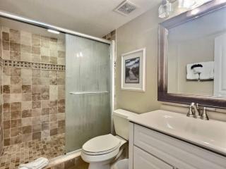 Ocean View Overlooking Marina Ocean Pointe 5305 - Key Largo - 2