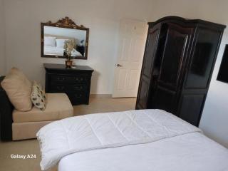 New condo with sea view 1 - Wheeland Settlement - 1