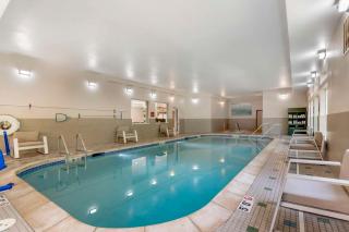 Best Western Plus Des Moines West Inn & Suites - Clive - 5
