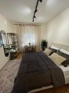 Luna City Center - 0