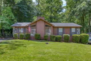 Columbus Cabin Wooded Retreat W Large Yard - Columbus - 6