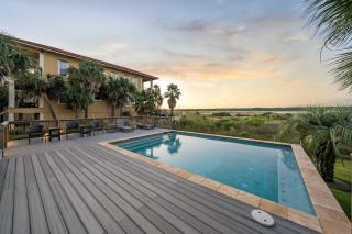 Waterfront Beach Oasis Private Pool Deck & BBQ - Gulf Shores - 0