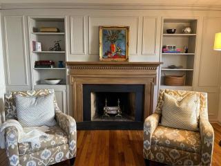 Historic Wayne Street - close to the Stadium - 2