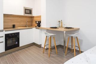 Studio rénové - Résidence Front de Mer - Menton - Mentone - 3