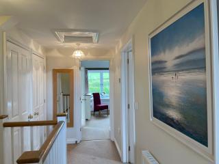 Crowthorne, Bookham Court - 1