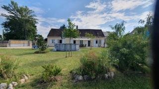 Le clos Taquois - gîte 6 pers piscine et jacuzzi - - 9