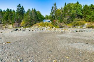 Waterfront Roque Bluffs Hideaway with Private Beach - Machias - 9