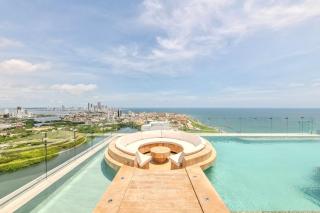 Stunning Sea View and Historic Center 20th FL/ 2BR - 9