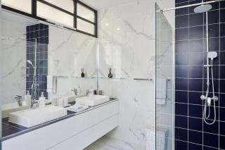 Appartement type F2 rénové- Quartier Elysée - Paris - 5