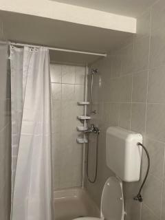 Near airport Zagreb, Wi-Fi, Netflix, Self check in - Velika Gorica - 2