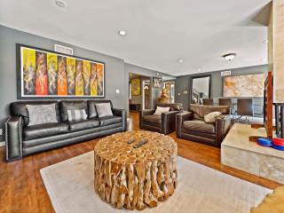 Retreat with Pool - 5