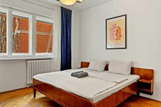 AFI Mall 3 Bedrooms Apartment - Perfect for Families or Groups - Bucarest - 0