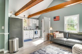 Waterfront Cape Cod Cottage on Peters Pond - Mashpee - 6