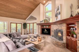 Alpine Estate 5 Showers 3 Fireplace Hot Tub Mtn View - Flagstaff - 7