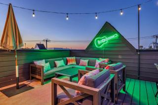 Designer Single Family House-Rooftop- Hot Tub - 0