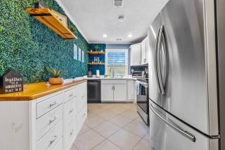 Cozy modern 2bd 2bt home 15 mins to every major attractions - 7