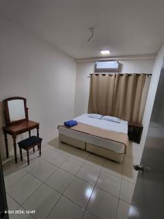 Mama Homestay -Near UiTM and Hospital - Bandar Puncak Alam - 0