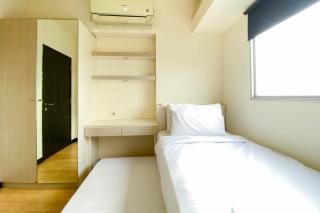 Cozy and Modern Look 2BR The Wave Kuningan Apartment By Travelio - Jakarta - 5