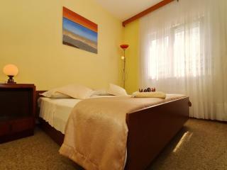 Apartments Villa Marijana - Comfort Two Bedroom Apartment with Terrace and Garden View Marijana 2 - Prizba - 6