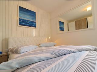 Apartments Villa Marijana - Standard Two Bedroom Apartment with Terrace and Garden View Marijana 5 - Prizba - 5
