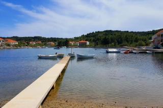 Apartments Veselka, Lumbarda - One Bedroom Apartment with Terrace and Garden View Apt 6 - Lumbarda - 5