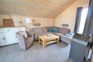 Holiday home with activities for children - Granzow - 8