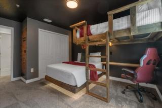 4 Bedrooms 3 Bathrooms Storey Lake 2457Rt - 2