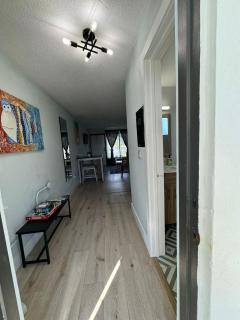 Top Location-10 Min From Beach-BBQ-Water Front - Isles of Capri - 5