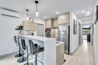 Contemporary 3BR 3 BA Duplex, Amazing Outdoor Area - Fort Lauderdale - 2