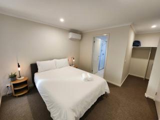 Getaway on Amaroo Way - Moe - 4