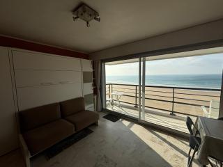 Studio confortable avec balcon face à la plage aux Sables-d'Olonne - FR-1-197-611 - Les Sables-dʼOlonne - 2