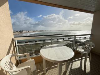 Studio confortable avec balcon et coin cuisine aux Sables-d'Olonne - FR-1-197-610 - Les Sables-dʼOlonne - 0